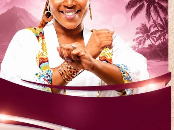 Dena Mwana